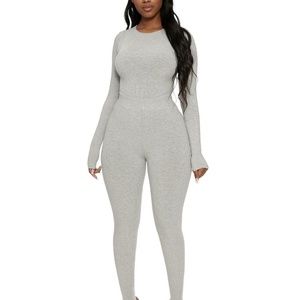 Brand New Gray Ribbed Set